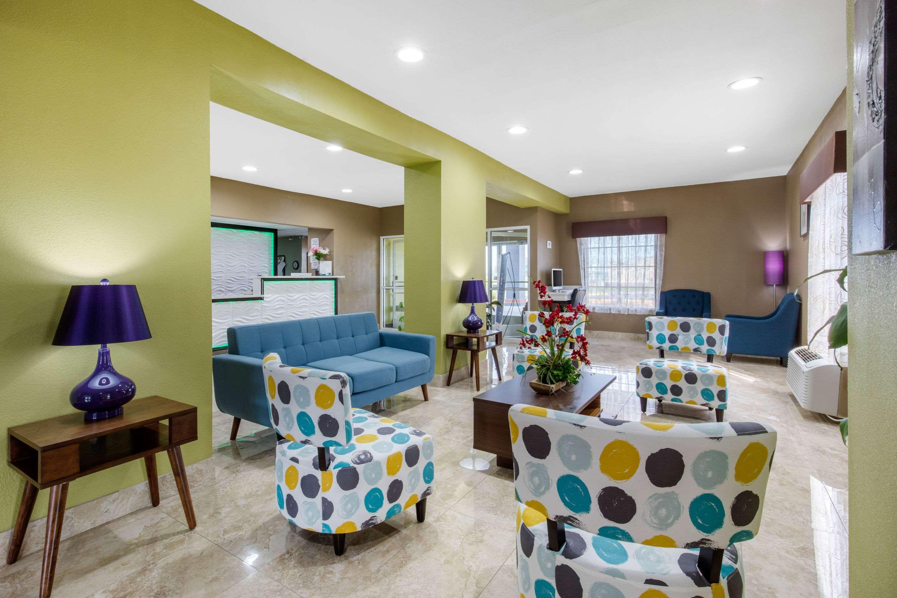 Quality Inn Cadiz Extérieur photo