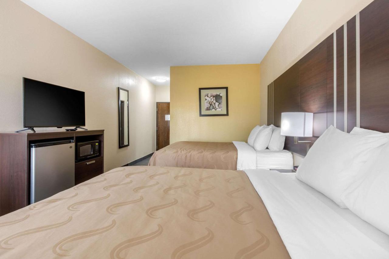 Quality Inn Cadiz Extérieur photo